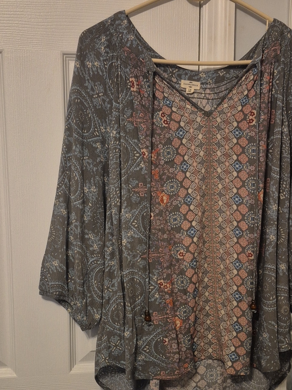 Maeve Floral Border Print Women's Top in Gray and Dusty Blue